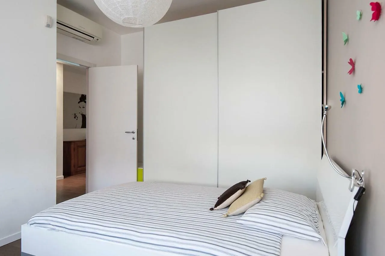 Milano Lush Contemporary Flat Apartment