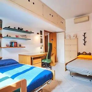 Harry Potter's Magic House - Metro M4 - Linate - Citta Studi Milaan